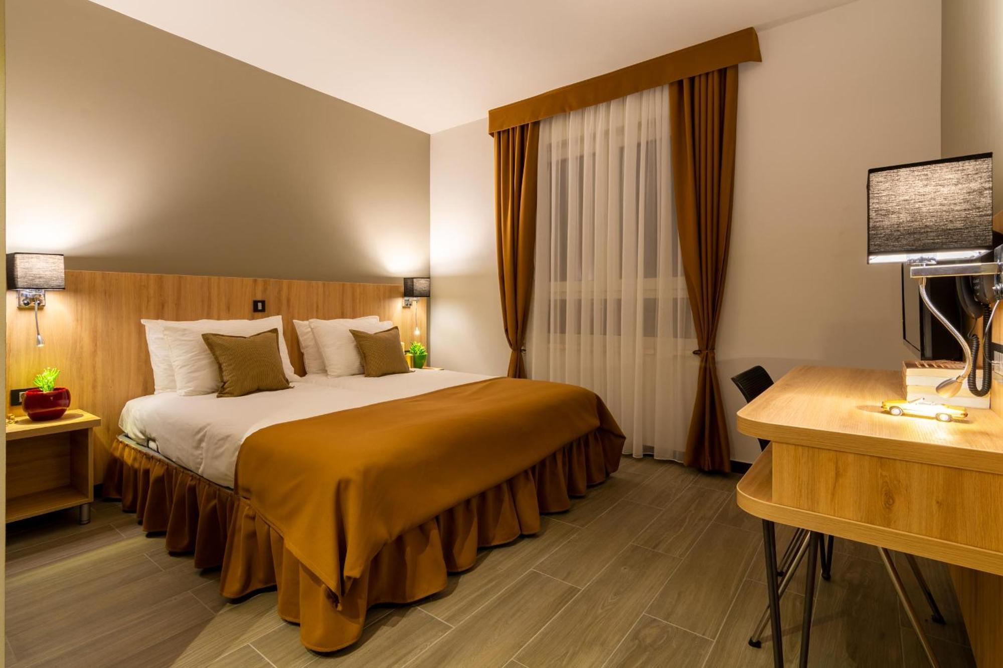 Hotel Resurs Подгорица Экстерьер фото